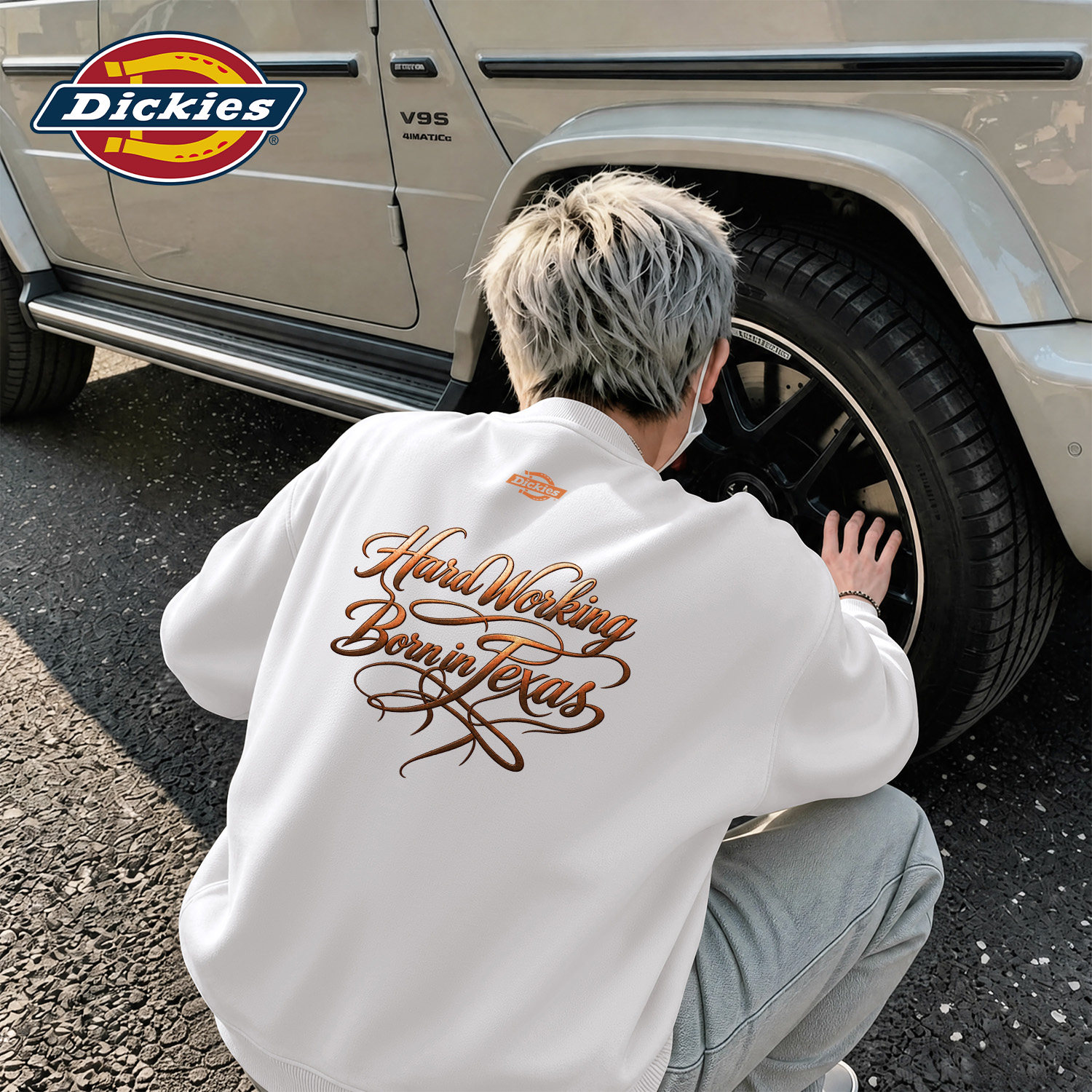 Dickies白色男生无帽圆领卫衣