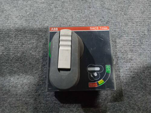 ABBT4-T5断路器柜门旋转手柄现货