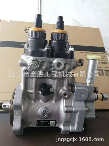 LW500K装载机潍柴发动机总成