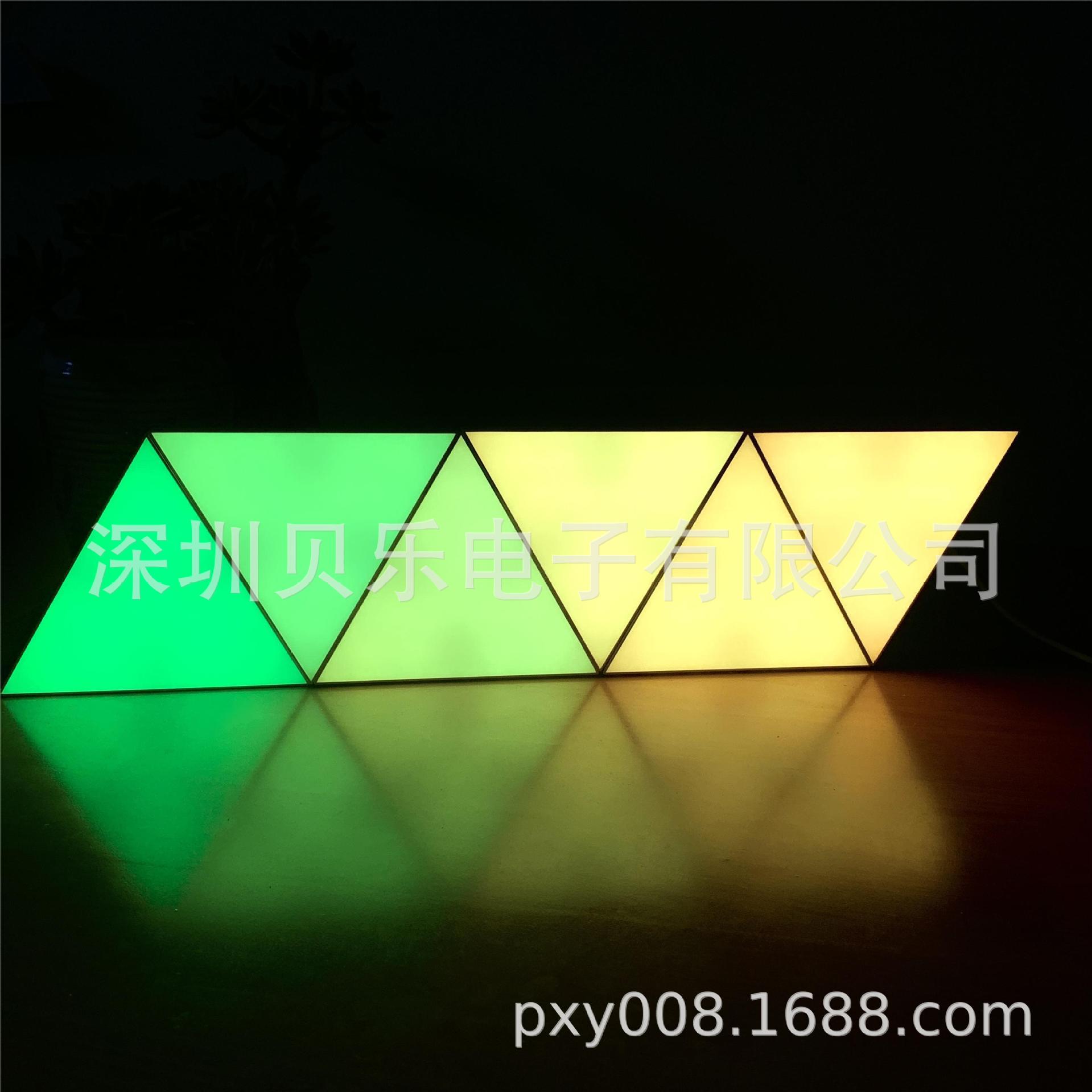RGB拾音大三角电竞氛围壁灯图片