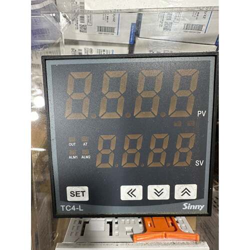 Tc4-L W1T/R-2 96*96智能数显温控器