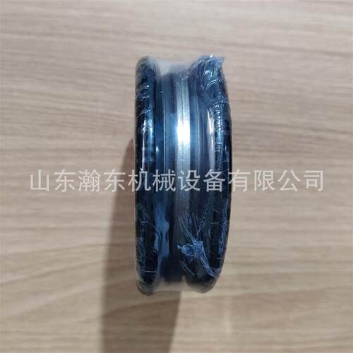 推土机 D65  D85 气缸总成 14Y-63-01032
