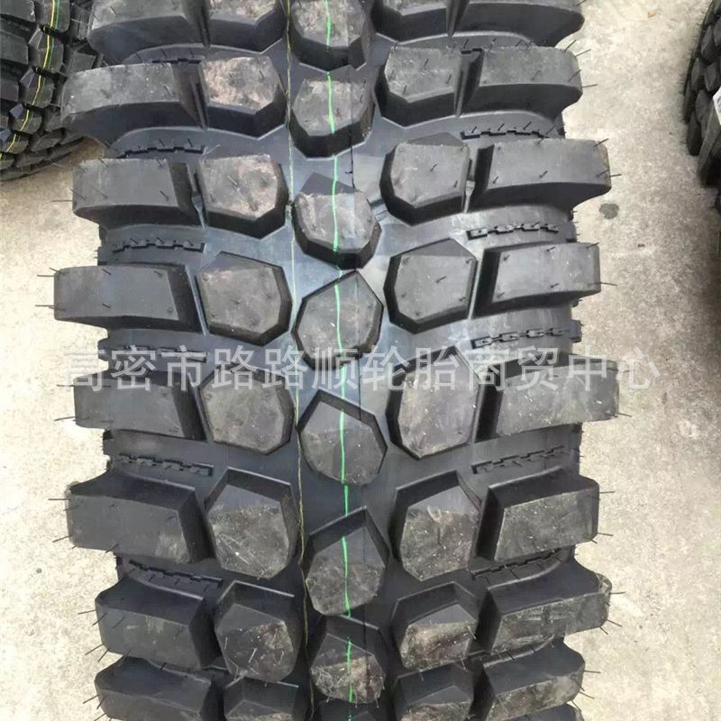 33x10.5R16四驱越野轮胎