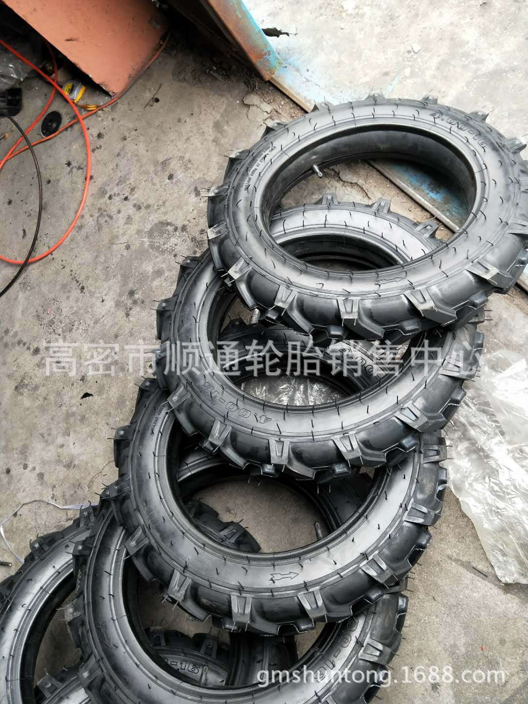 农用拖拉机人字花纹轮胎