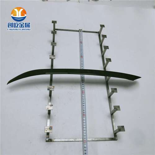 排版网焊接圆片粘胶喷油夹具 270x600网盘焊2排X8个40方管焊铁片