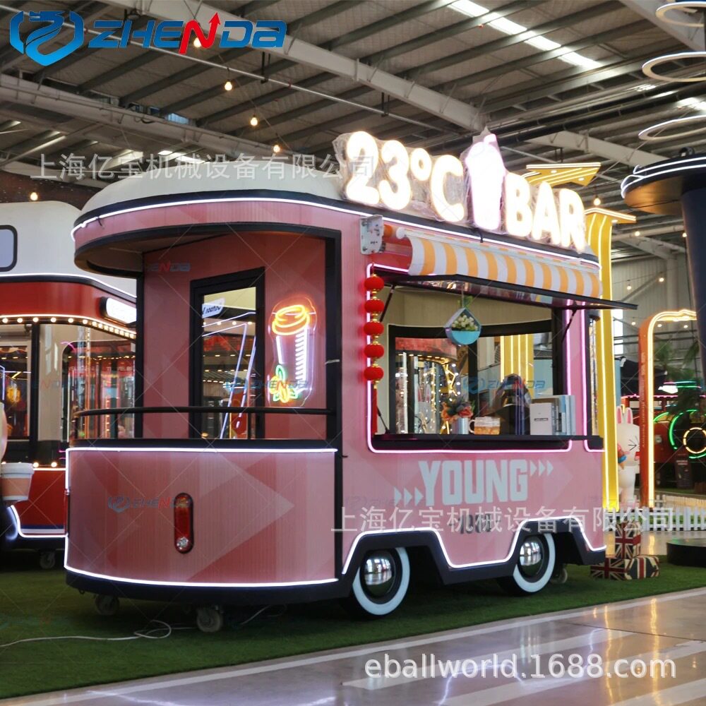 上海小吃街景移动售卖餐车