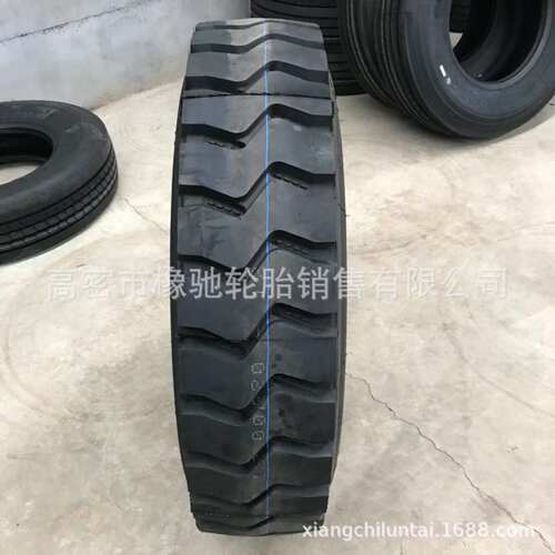 重汽搅拌车全钢丝轮胎