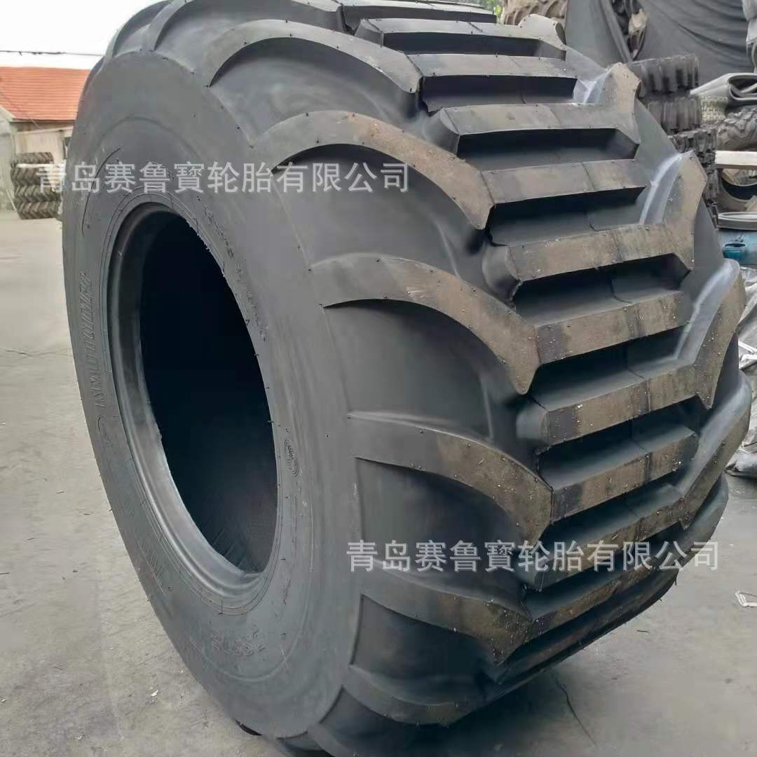 运粮机自卸车改装加宽花纹轮胎