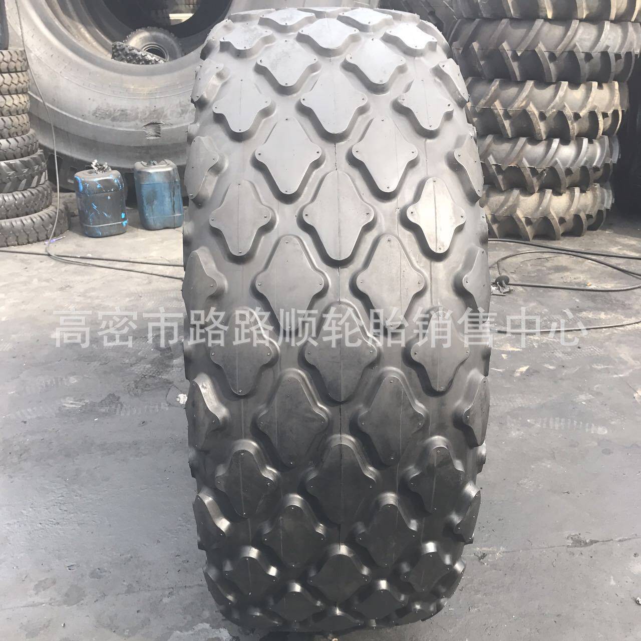 徐轮甲子23.1-26压路机轮胎C2菠萝纹23.1-26工程轮胎含内胎垫带