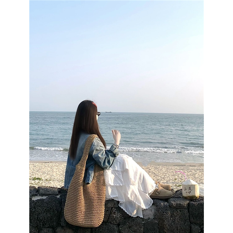 法式温柔风白色蕾丝半身裙女2026春秋款高腰a字纱裙荷叶边长裙子