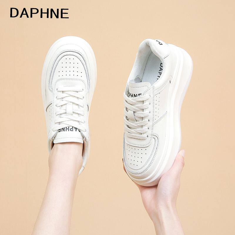 达芙妮2026春季新款厚底增高时尚小白鞋小个子透气潮流休闲女板鞋