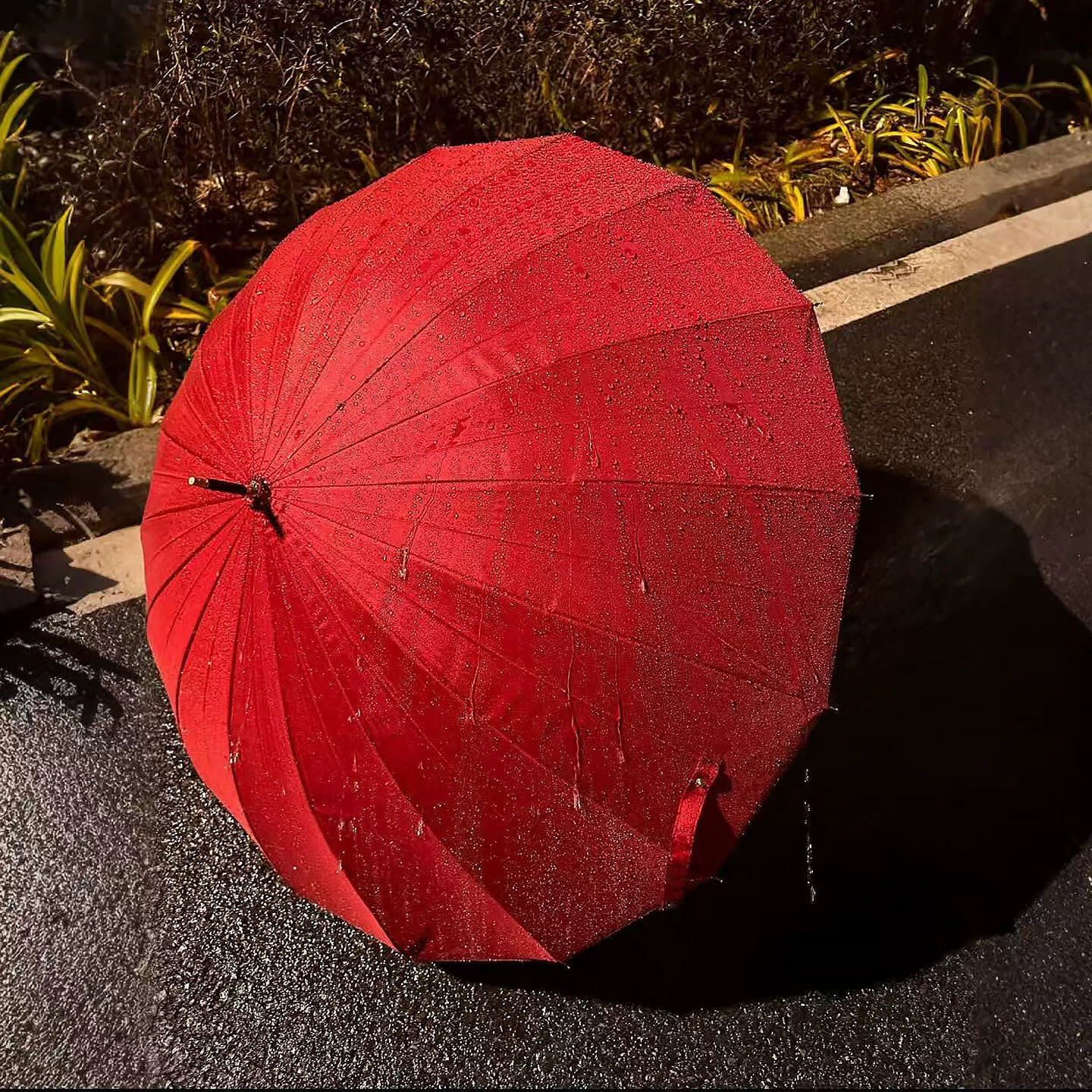 酒红长柄晴雨伞加厚抗风纤维
