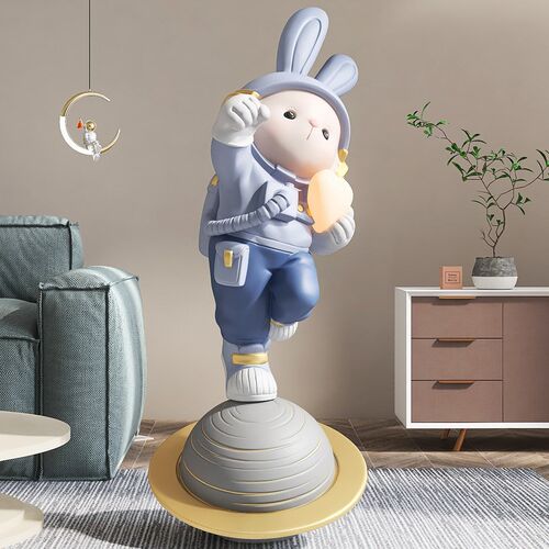 兔年玻璃钢卡通宇航兔大型客厅落地装饰摆件卧室小夜灯新年吉祥兔