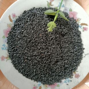 污水处理自来水过滤滤层磁铁矿 絮凝沉淀池污水处理用磁铁矿垫层
