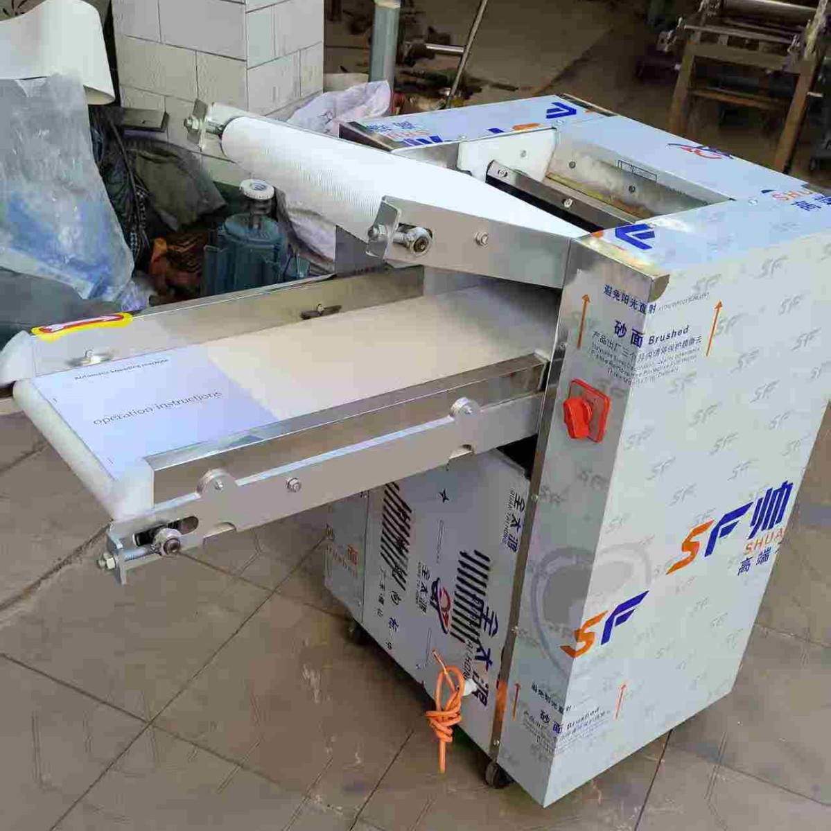 RMJR-350型揉面机商用食堂饭店全自动不锈钢轧面机揉面机