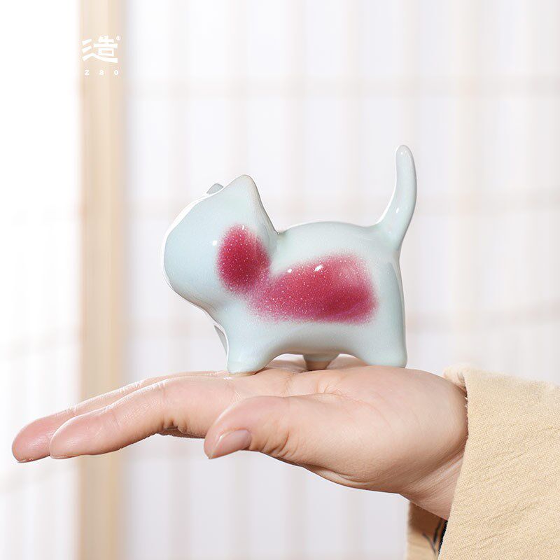 治愈系猫咪工位小摆件陶瓷窑变旺桃花钧瓷茶宠高级感生日礼物女