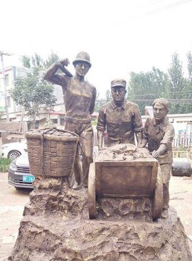 定制挖煤开山矿工雕塑定做工程师程序员人物雕像订造桥开火车摆件