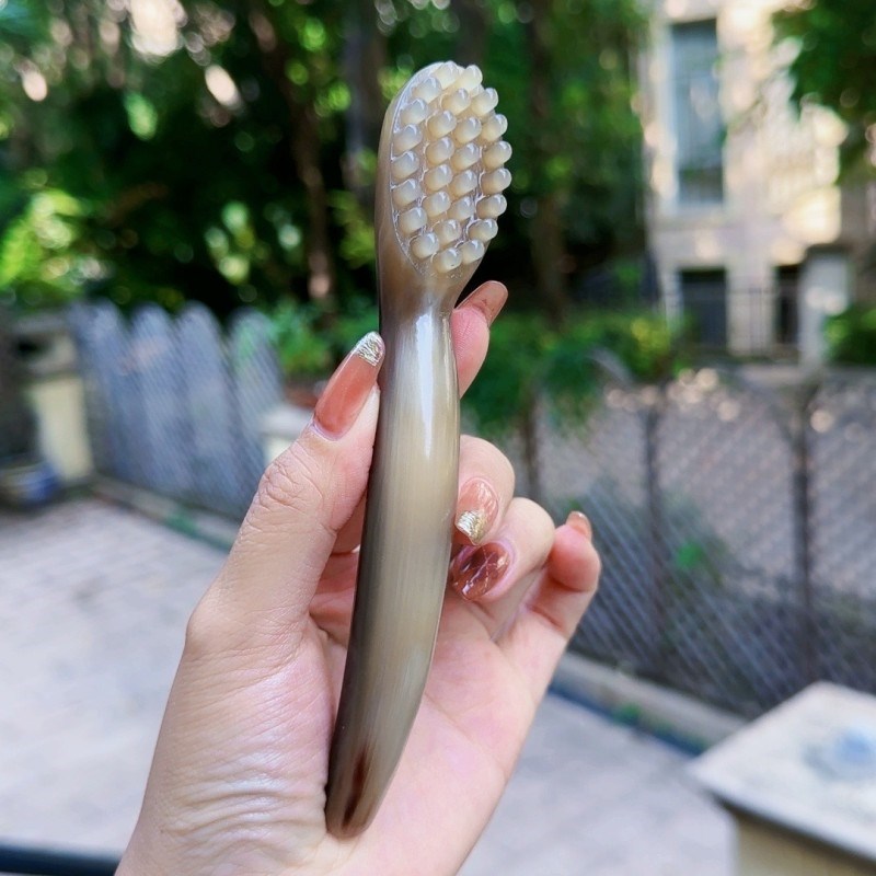 牛角斜面脸部莲蓬按摩脸部眼部拨筋点穴牙刷造型