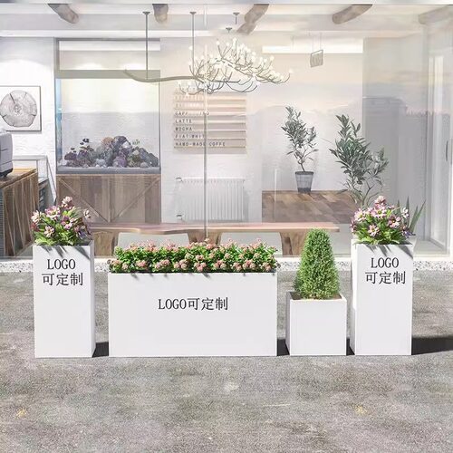 商业街咖啡馆铁艺花箱隔断围栏