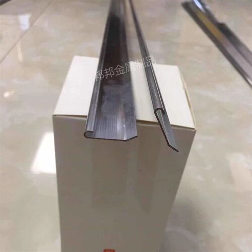 J型压条铝合金防水压条j型铝材防水卷材压边固定条女儿墙固定铝条