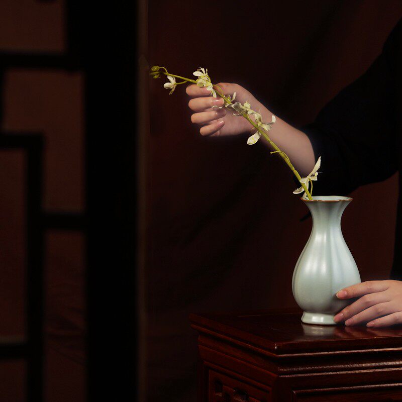 景德镇陶瓷葵口花瓶摆件客厅插花仿古汝窑瓷器中式手工青瓷礼盒装