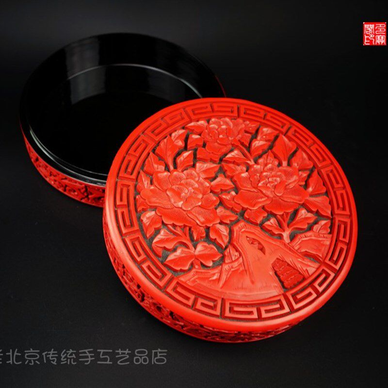 出国特色礼品创汇非遗老货天然大漆漆器剔红纯手工老雕漆捧盒摆