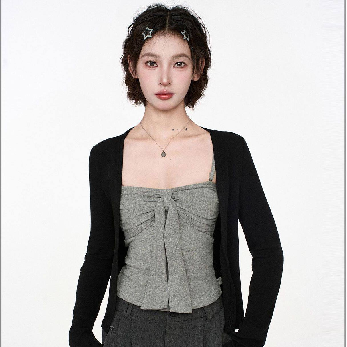 黑色正肩长袖针织开衫女早秋季修身短款抹胸吊带外套上衣两件套装