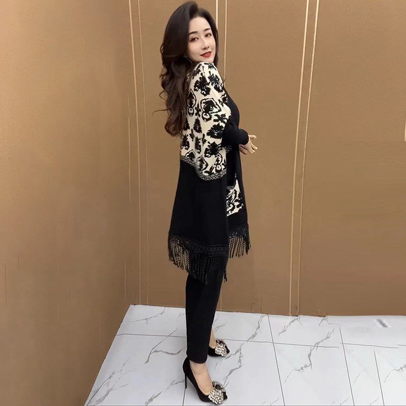 蝙蝠长袖流苏针织开衫女中长款时尚妈妈披肩外套2025秋季新款外搭