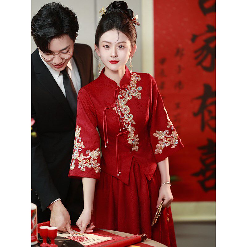 新娘敬酒服2024新款夏季高级感中式秀禾订婚裙女出阁宴礼服回门服