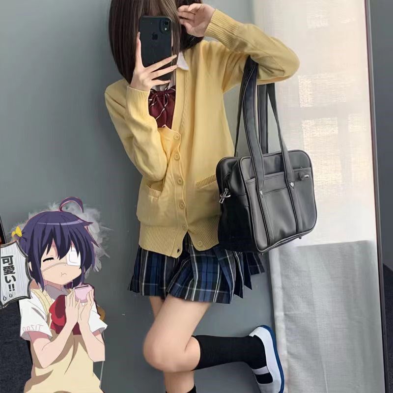 三亿少女jk毛衣动漫粉黄色开衫女春秋外穿针织v领学院风内搭上衣