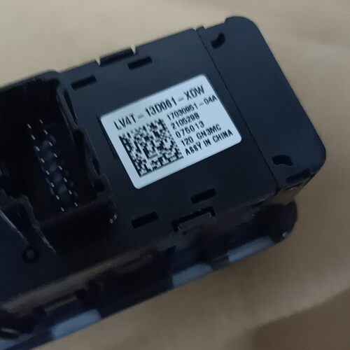 锐际大灯开关手动尾门LV4T13D061XD3JA6