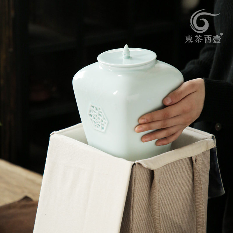 东茶西壶陶瓷茶叶罐大号茶叶包装礼盒防潮密封罐家用西湖映象茶罐