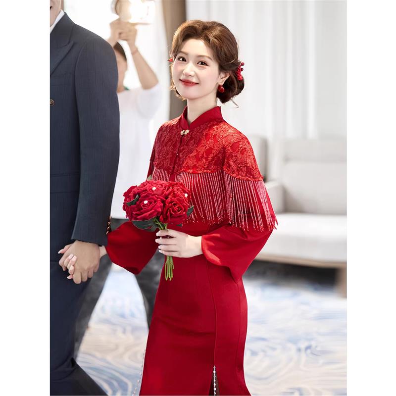 红色新中式新娘披肩高级感小众结婚蕾丝流苏云肩旗袍外搭重工轻奢