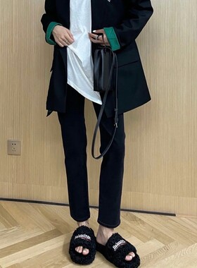 梨形身材秋冬穿搭黑色高腰弹力显瘦牛仔裤大码直筒百搭九分裤女潮