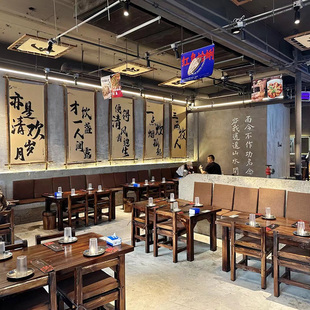 复古桌椅地摊烧烤桌破店肥哈店桌子做旧80年代实木饭店串串火锅凳