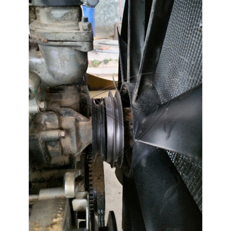 适配小型装载机配套玉柴发动机空调压缩机支架明宇临工重特明宇