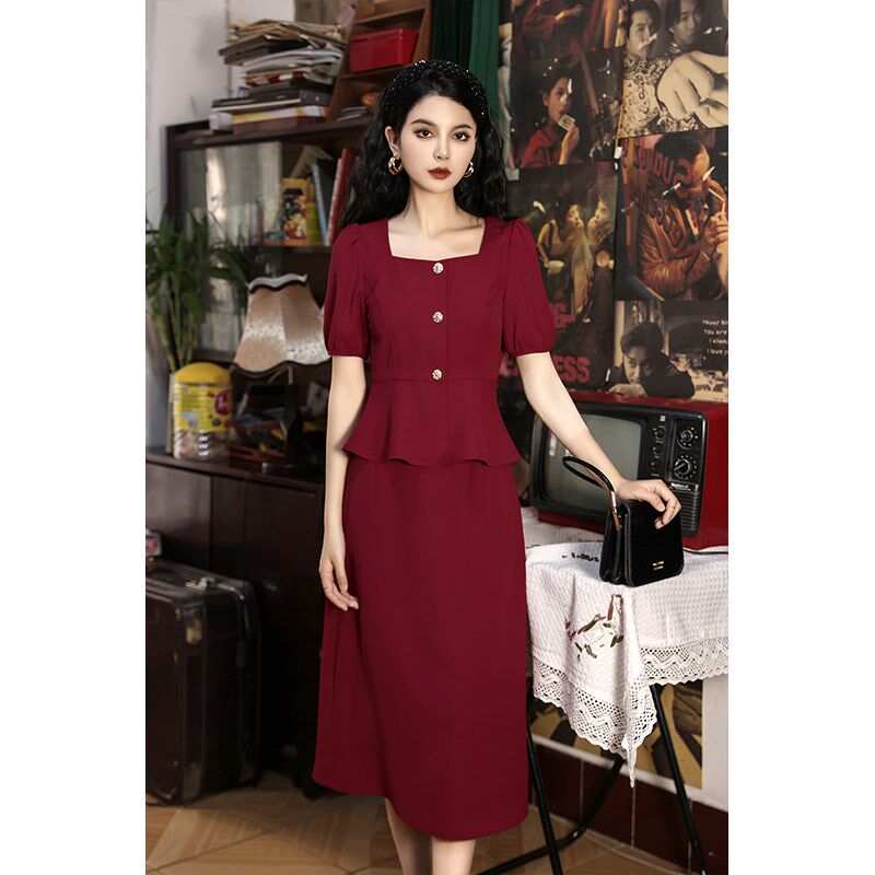 午间红茶~复古酒红色新娘订婚结婚回门平时可穿敬酒服春秋女套装