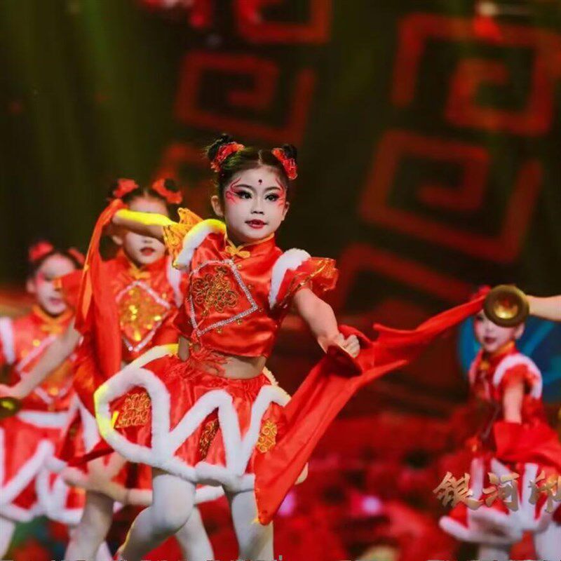 元旦儿童喜庆舞蹈打鼓演出服太平女儿鼓秧歌中国红梦娃幼儿表演服