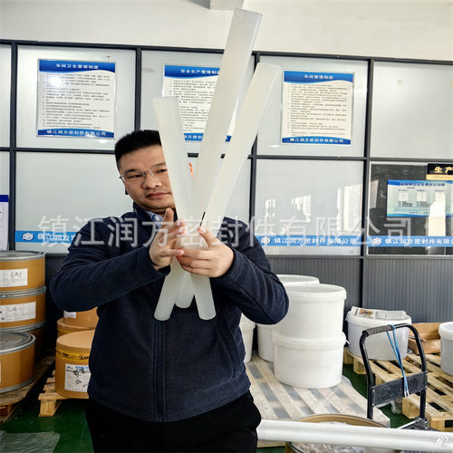 大型尺寸三氟模压棒PCTFE