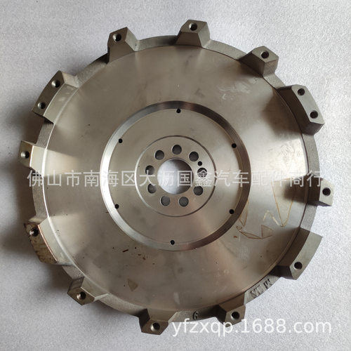 日野P11C发动机飞轮 137T 9H 500 FM2P FR2P 13450-2761 HINO配件