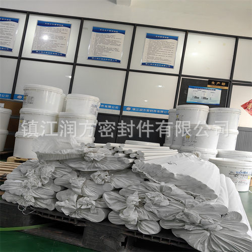 供应聚四氟乙烯填充玻纤PTFE+GF挤出棒 交货及时