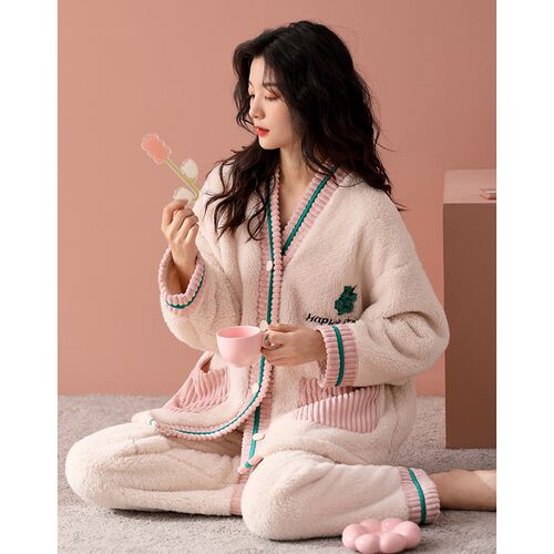 珊瑚绒睡衣女款秋冬季加厚加绒宽松甜美开衫高档家居服法兰绒套装