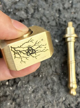 全黄铜雷神锤指尖陀螺纯铜锤微模型手把件把玩旋转工艺品装饰摆件