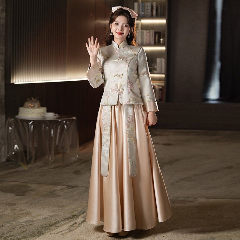 新中式伴娘服2024新款秋冬季结婚姐妹服伴娘裙长袖复古中国风礼服