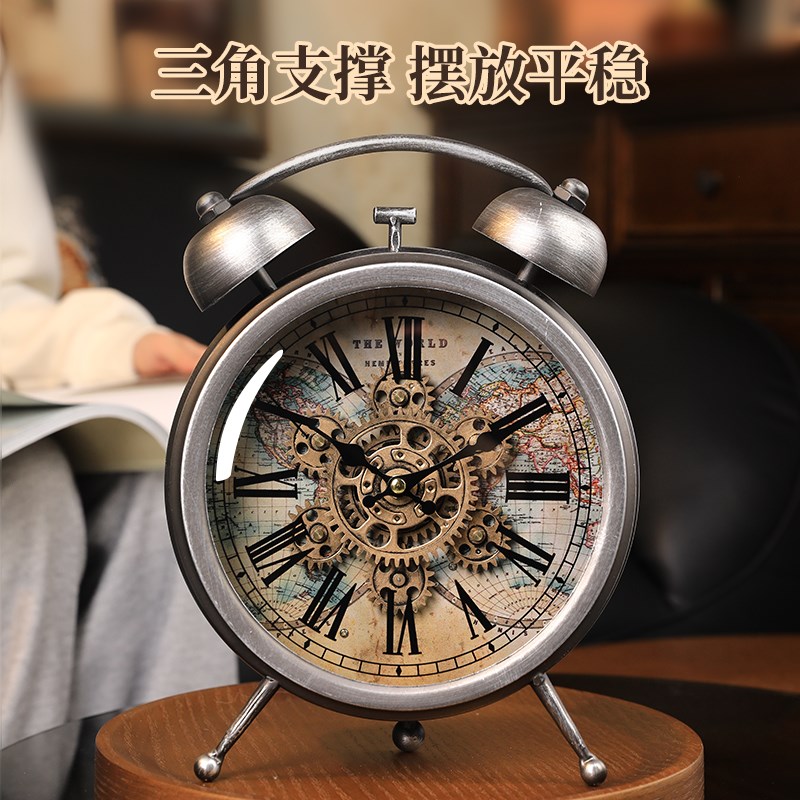 2025新款美式桌面复古齿轮座钟客厅时钟摆件高级摆桌上型电脑械座