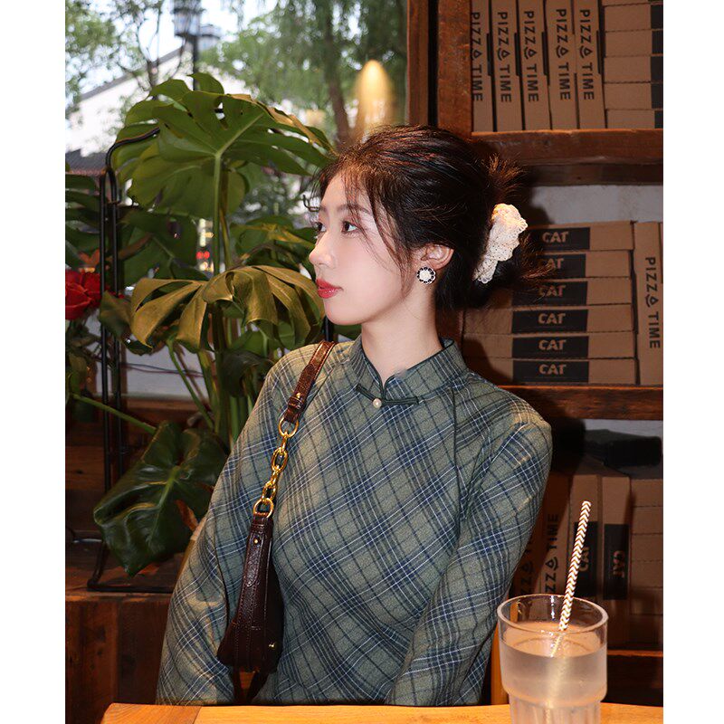 茶巷改良新中式旗袍2025新款格子年轻气质长袖少女文艺民国风春季