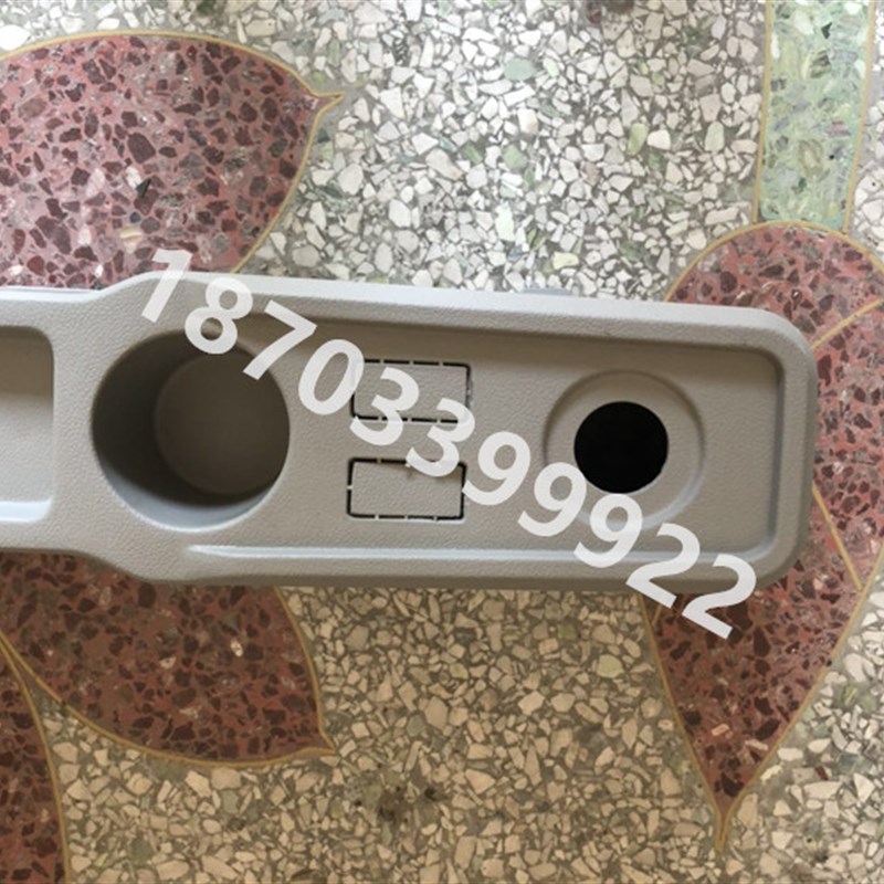 适配御捷电动汽车老年车配件御捷祥和260中控台仪表台装饰手刹盒
