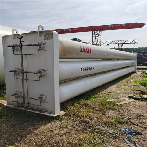 CNG加气站专用储气瓶组  工作压力25 MPa 壳体厚度28.5mm  手续齐