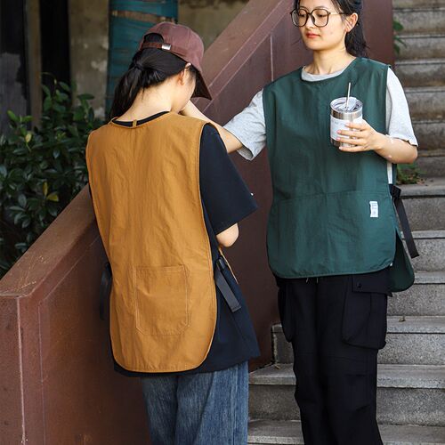 新款咖啡师马甲式围裙女防水防油厨房餐饮专用男理发师工作服定制