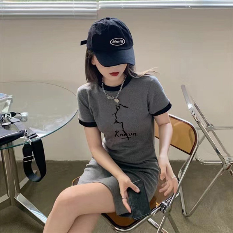 2024新款灰色t恤连衣裙女夏小个子短裙收腰裙子包臀裙夏季小裙子